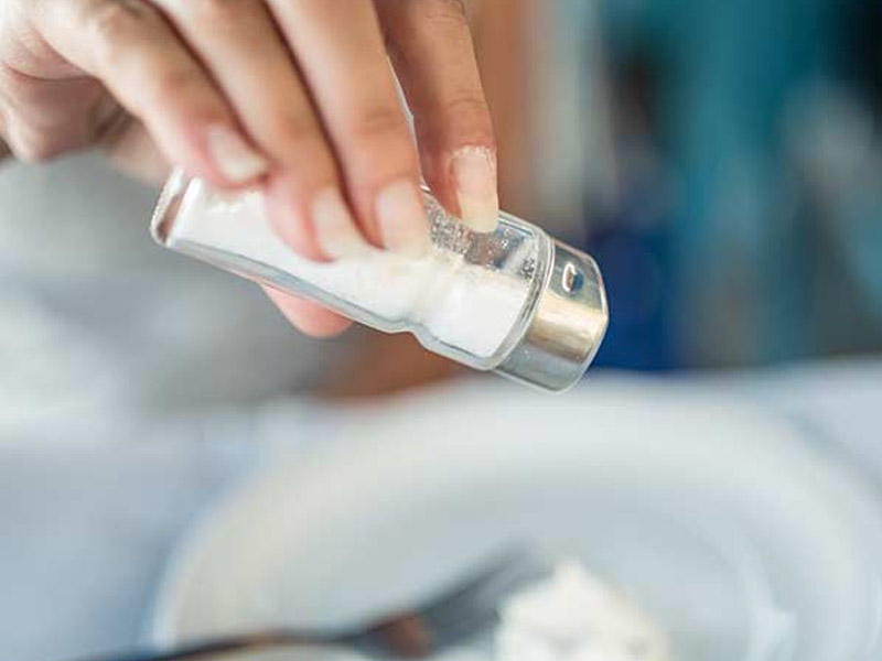 Mətbəxdəki gizli təhl&uuml;kə: Duz qabınızda bakteriya yaşayır