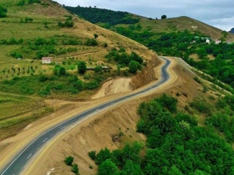 "Həlledici addımdır"  Ekspert Laçın yolunda qurulan nəzarətburaxılış məntəqəsindən danışdı