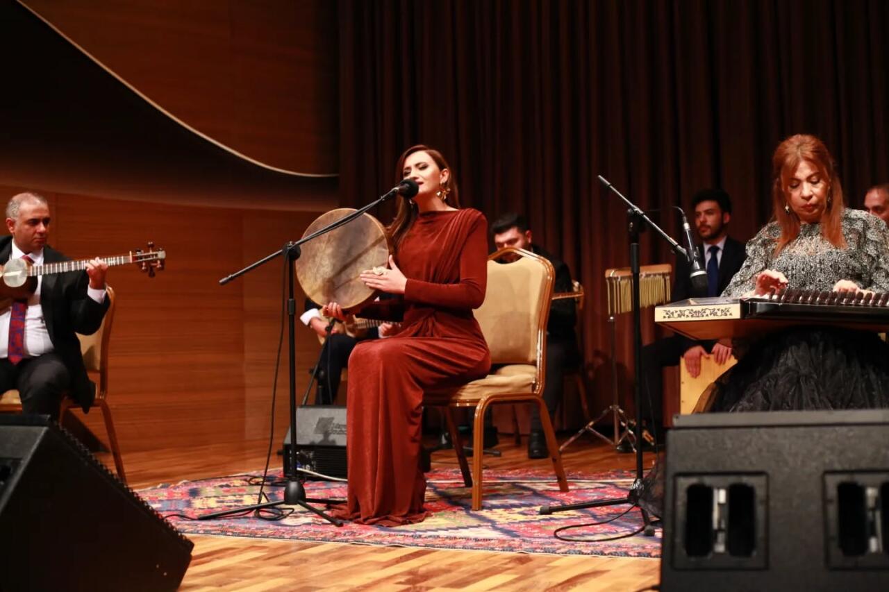 Beynəlxalq Muğam Mərkəzində “Muğamat axşamı” konserti keçirilib  FOTO