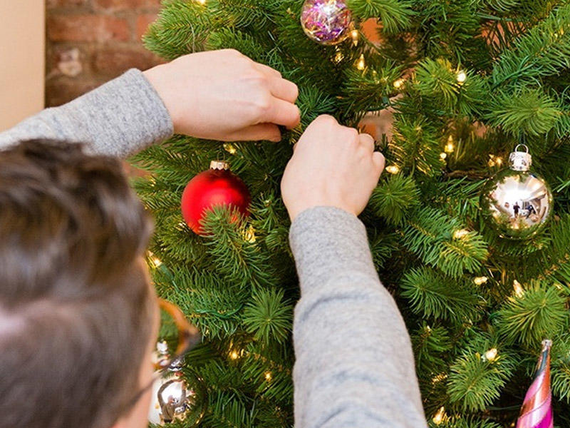Yolkaya bu oyuncaqları asmaq olmaz  SƏBƏB