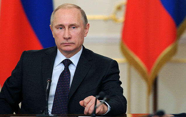 Putin teztez Kremldəki mənzilində gecələdiyini açıqladı