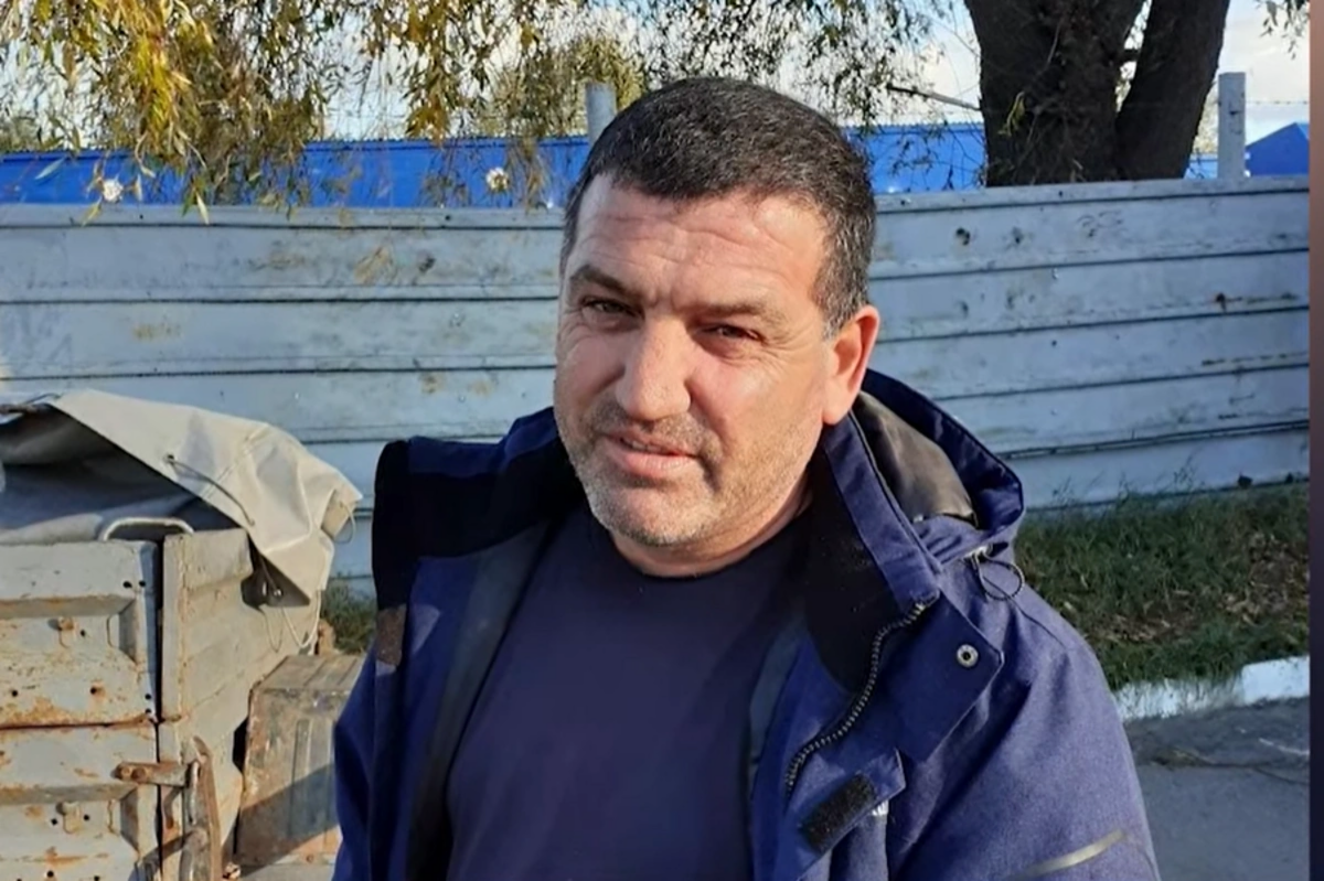 "Atasının meyitini kanala atıb və Rusiyaya qa&ccedil;ıb"