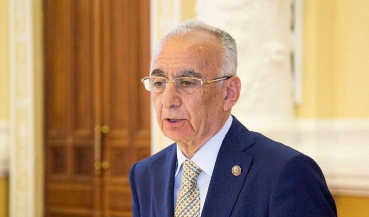 Hacıbala Abutalıbov Bakıdan k&ouml;&ccedil;&uuml;b  İndi bu kənddə məskunlaşıb