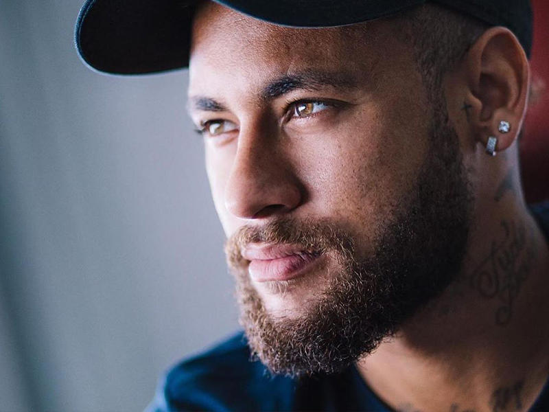 Neymar ağladı  “Hər gün əzab çəkirdim”