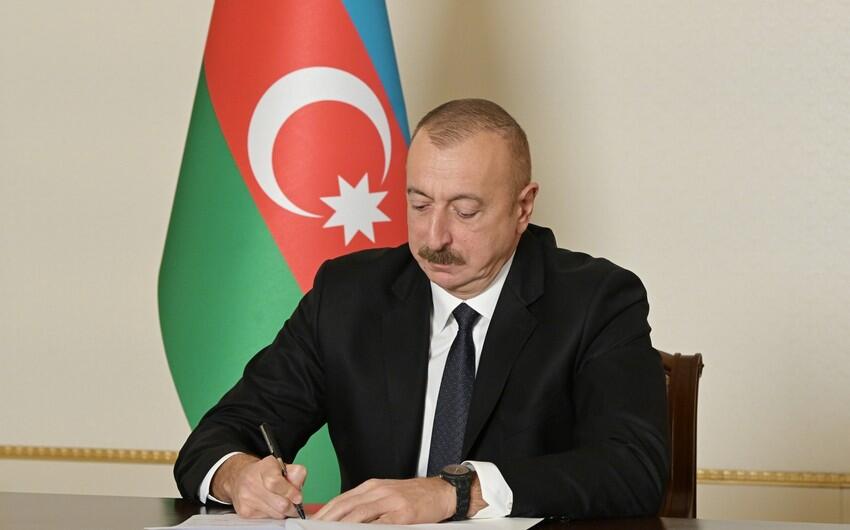 Prezident DSXnin hərbçilərinə ali hərbi rütbələr verdi