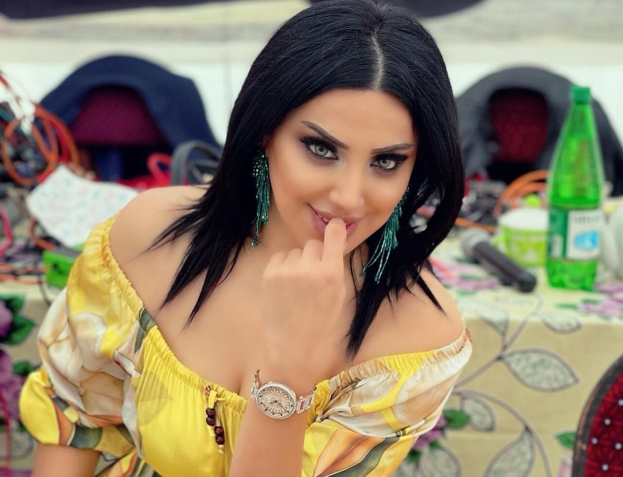 "Ayda 20 min manatdan &ccedil;ox xərcləyirəm"