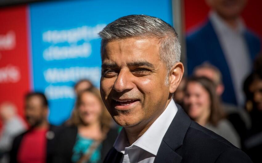 London meri: “Aİdən çıxış Britaniya iqtisadiyyatına 140 milyard funta başa gəlib”