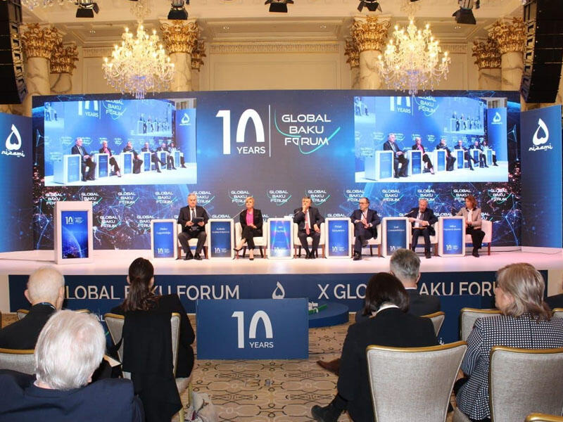 X Qlobal Bakı Forumunun sonuncu günü işə başlayıb  FOTO