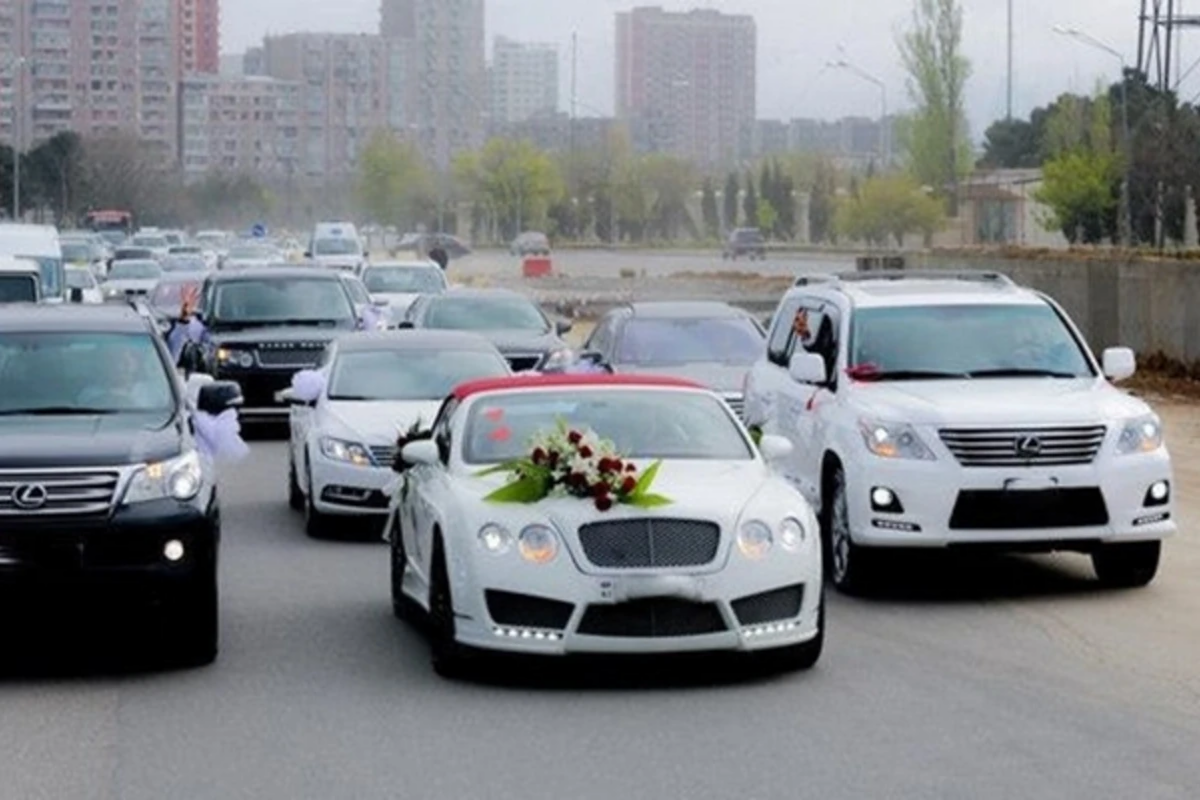 Toy karvanında avtoxuliqanlıq edən sürücü həbs edilib
