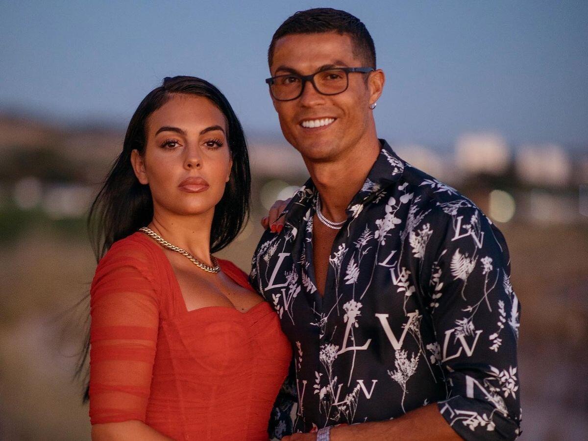 Ronaldonun Corcinasının özündən razı BAXIŞLARI 