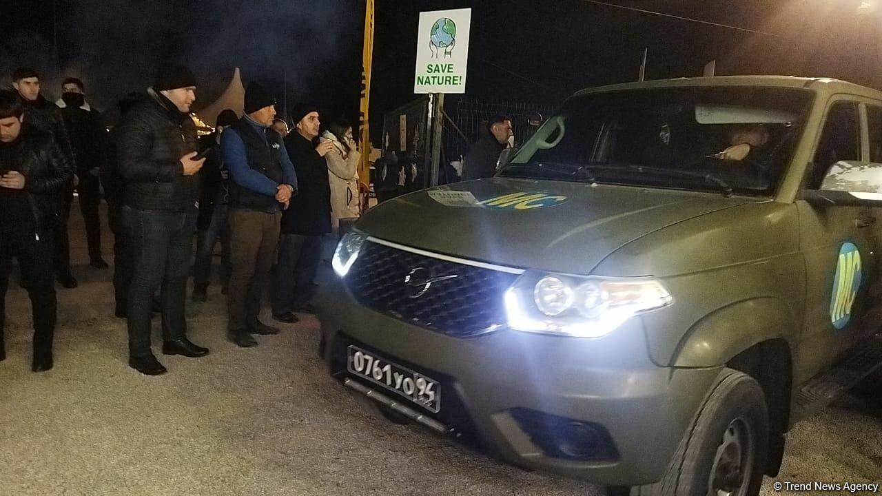 Sülhməramlılara aid daha bir avtomobil Laçın yolundan maneəsiz keçib  FOTO