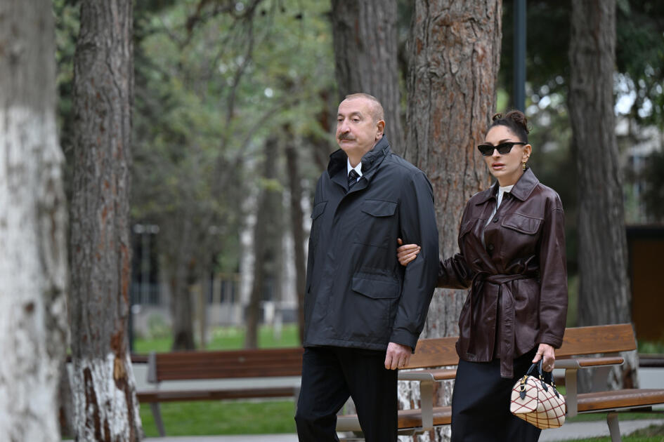 Prezident və birinci xanım Bakıda salınan yeni parkın açılışında iştirak ediblər  FOTO