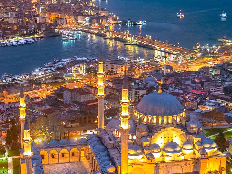 "Galata kulesi" bayrağımıza büründü  FOTO