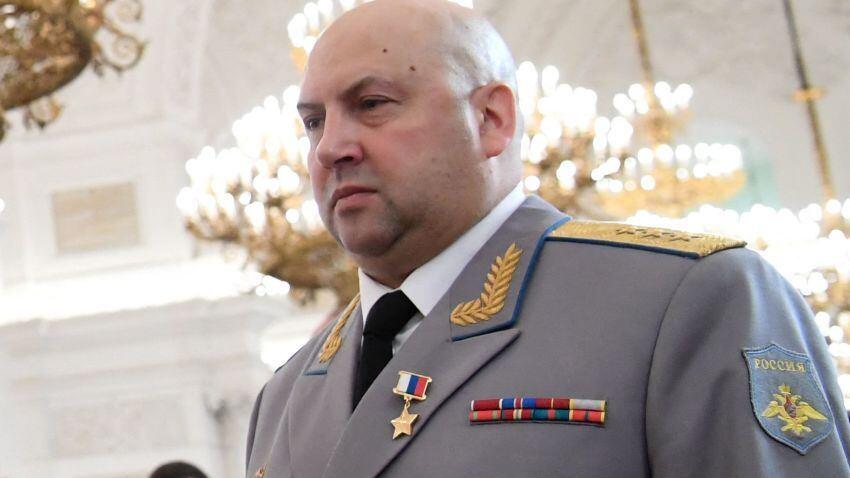 Məşhur rus general Surovikin vəzifəsindən kənarlaşdırıldı