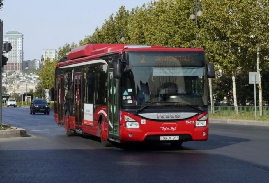 Bakıda sərnişin avtobusu yük avtomobilinə çırpıldı  ölən və yaralananlar var