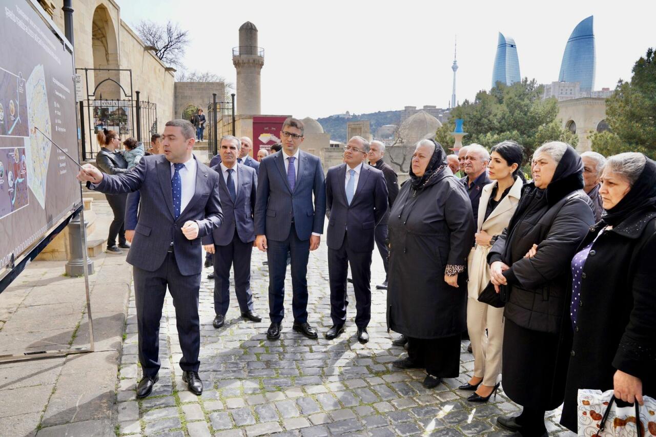 İçərişəhərdə küçəyə Vətən müharibəsi şəhidinin adı verildi  FOTO