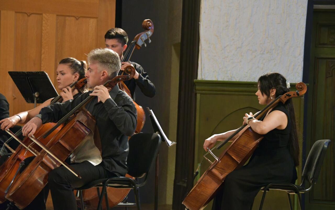 Üzeyir Hacıbəylinin 140 illiyinə həsr olunmuş konsert baş tutub  FOTO