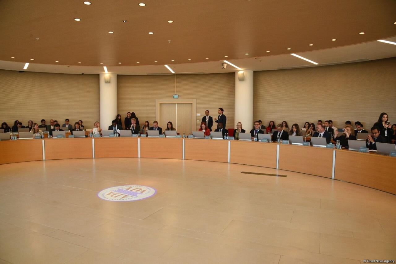 ADA Universitetində 1ci AzərbaycanBritaniya Siyasi Dialoqunun ikinci günü keçirilib  FOTO