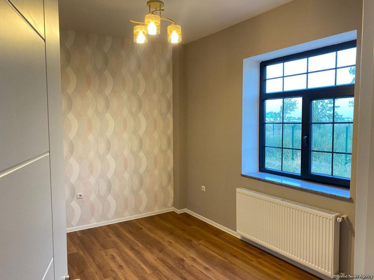 Başqasının evində yaşayan ne&ccedil;ə məcburi k&ouml;&ccedil;k&uuml;n azad edilən ərazilərə k&ouml;&ccedil;&uuml;r&uuml;l&uuml;b? &ndash; A&Ccedil;IQLAMA