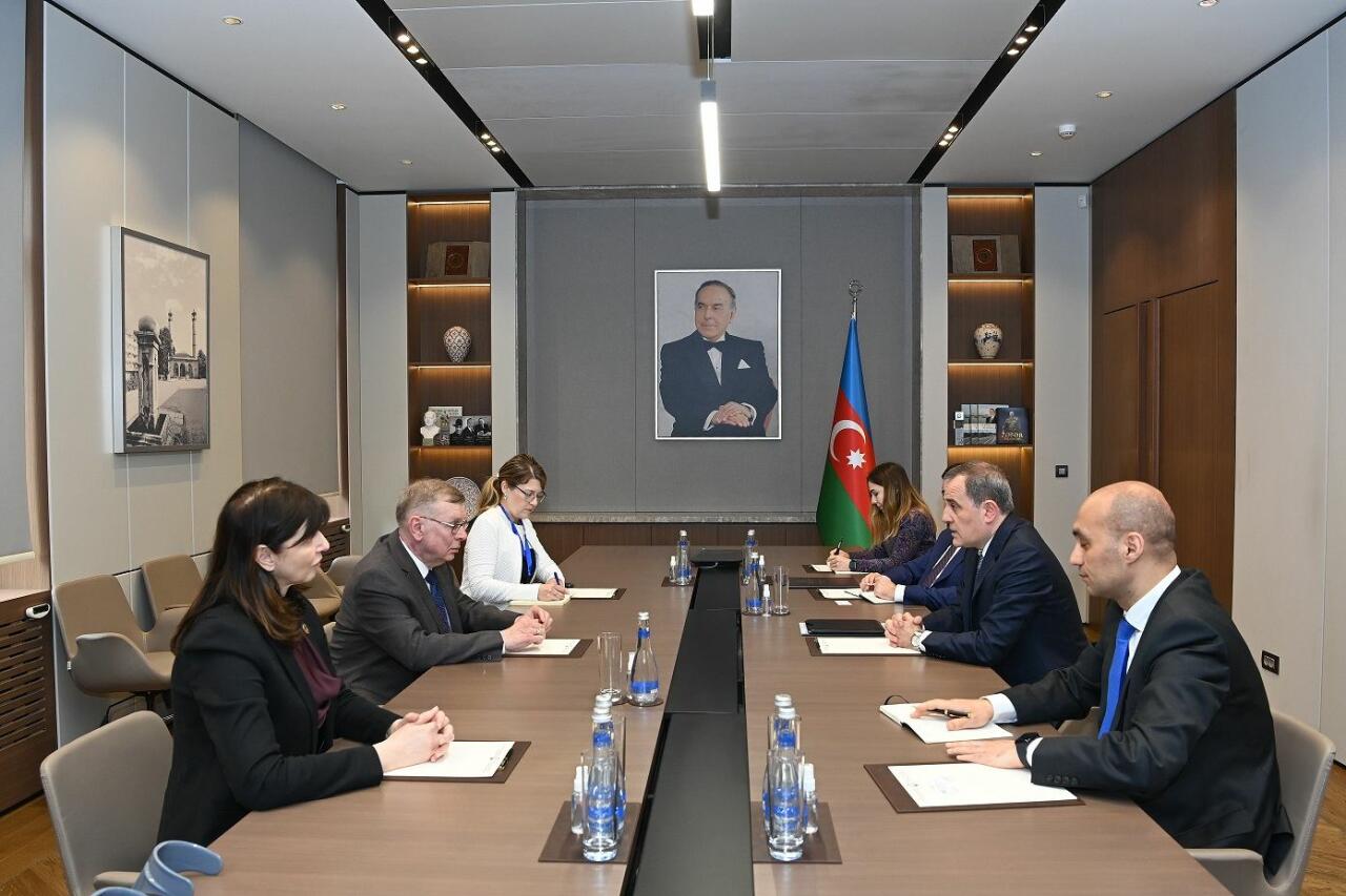 Ceyhun Bayramov BMT Baş katibinin köməkçisi ilə görüşdü  FOTO