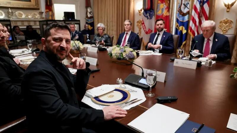 Zelenski: “Trampın dəstəyi ilə müharibəni bitirə bilərik”