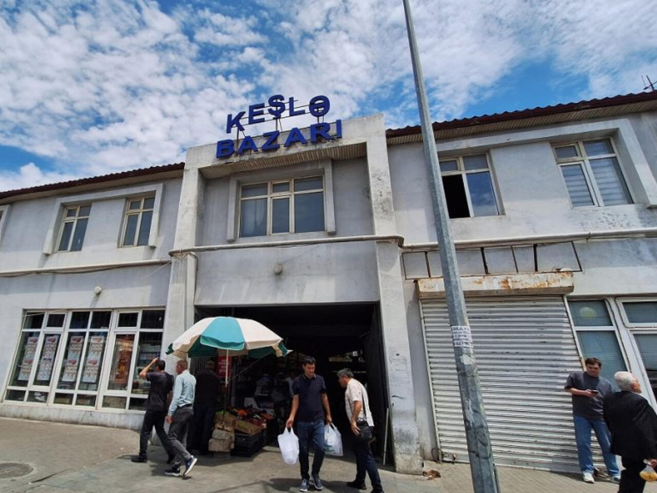 “Keşlə bazarı”nın sökülmə səbəbi açıqlandı