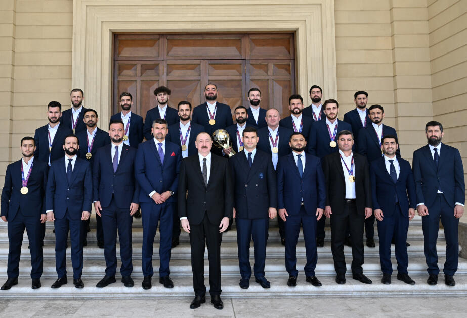 Prezident minifutbol üzrə milli komandamızın üzvlərini qəbul etdi