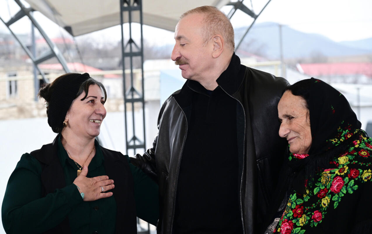 Prezident d&uuml;nənki g&ouml;r&uuml;şdən paylaşım etdi  VİDEO