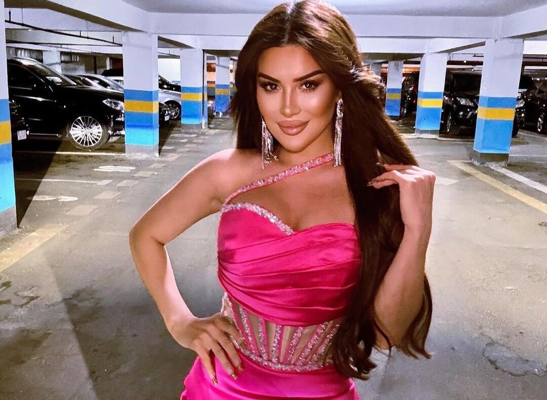 Nəfəs Şəbnəmin ad g&uuml;n&uuml;nə yazdırdığı pulu A&Ccedil;IQLADI