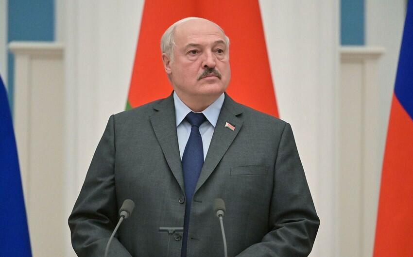 Lukaşenko: "Rusiya çökərsə..."