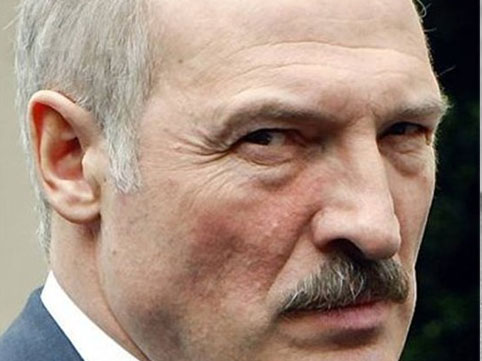 Minskdə KRİTİK GÖRÜŞ: Lukaşenko Şoyquya