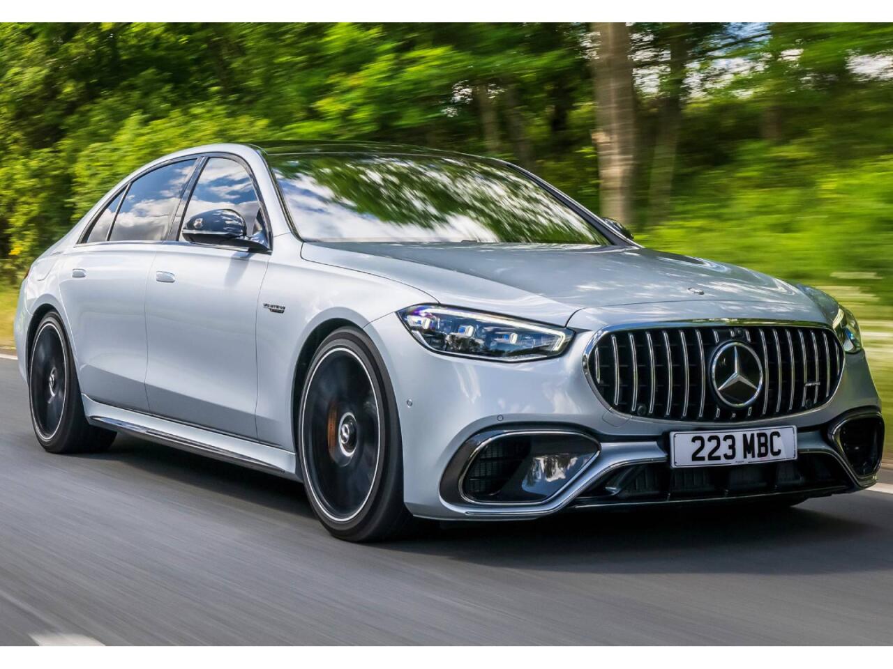"MercedesBenz" çətin günlər yaşayır