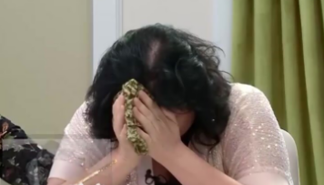 Efirdə verilən hədiyyə Zülfiyyəni ağlatdı 