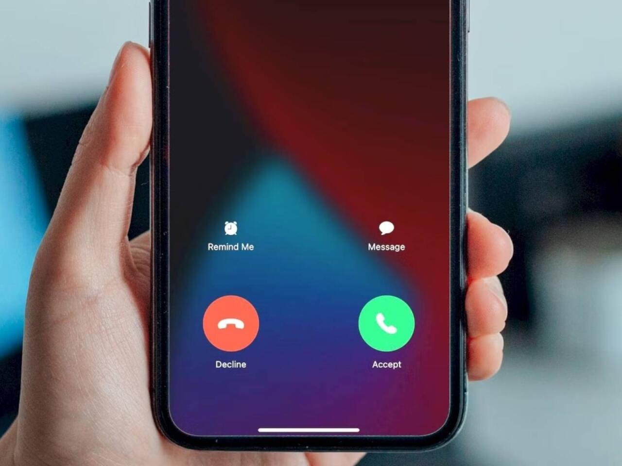 Belə zəngləri açanın "dünyası başına yıxılır"