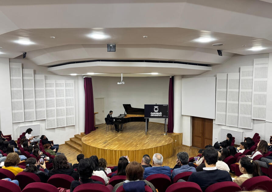 Qarabağ Universitetində “Ustad dərsləri silsiləsi” layihəsinə başlanılıb  FOTO