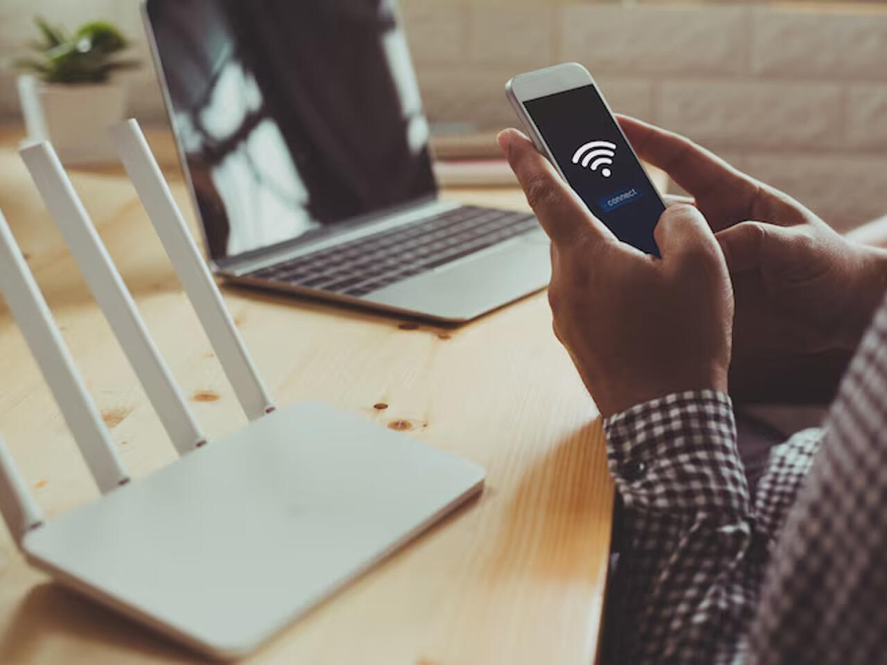 Evimizdəki "WiFi" təhlükəsi