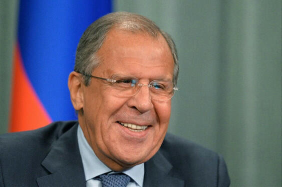 Lavrov buna görə Alyaskaya “СССР” yazılı köynəklə gedib 