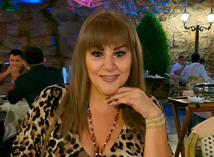 Toyda dava düşdü  Müğənniyə hücum etdilər 