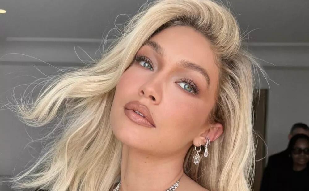 Cici Hadid onunla eşq yaşayır  FOTO