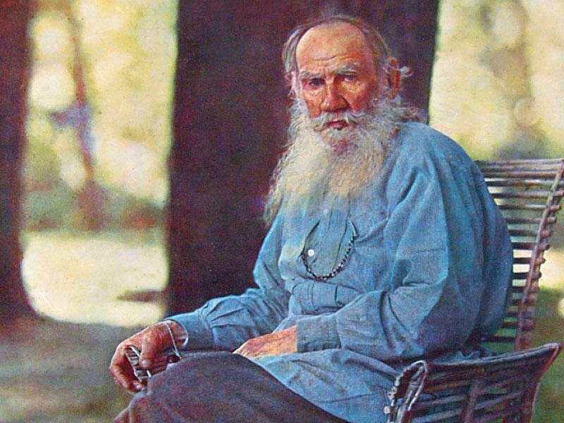 Qumara qurşandı, evini uduzdu  Tolstoy haqqında BİLMƏDİKLƏRİMİZ