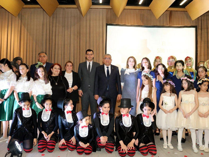 Dövlət Uşaq Filarmoniyası konsert proqramı ilə çıxış edib   VİDEO  FOTO