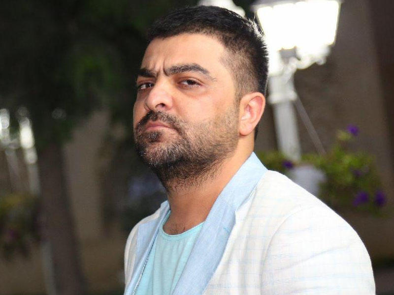 Fərdanın anasının məzarı önündə söylədikləri KÖVRƏLTDİ 