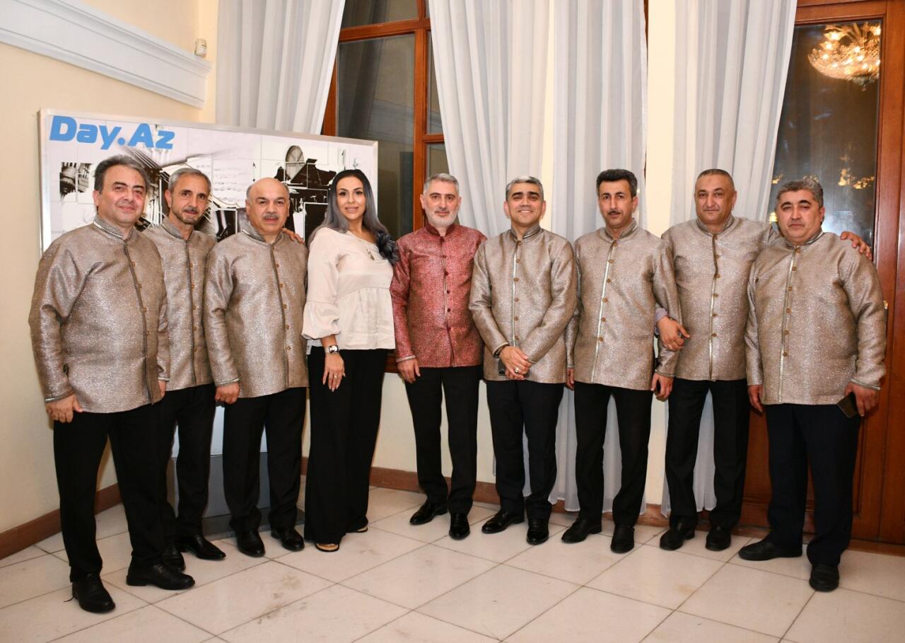 Teyyub Aslanovun “Dostlarımla birgə...” adlı solo konserti keçirilib  FOTO