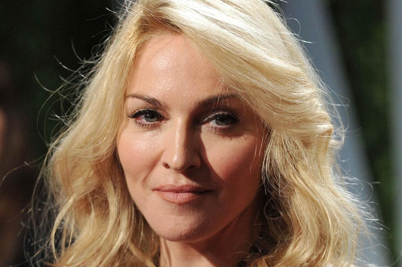 67 yaşlı dünya ulduzunun açıqsaçıq FOTOları müzakirə yaratdı