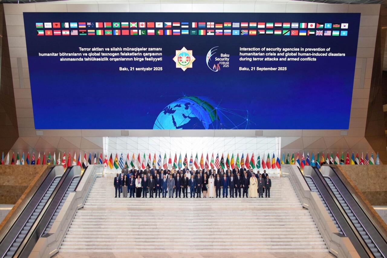 Bakı Təhlükəsizlik Forumunun Bəyannaməsi və Əsasnaməsi qəbul edilib
