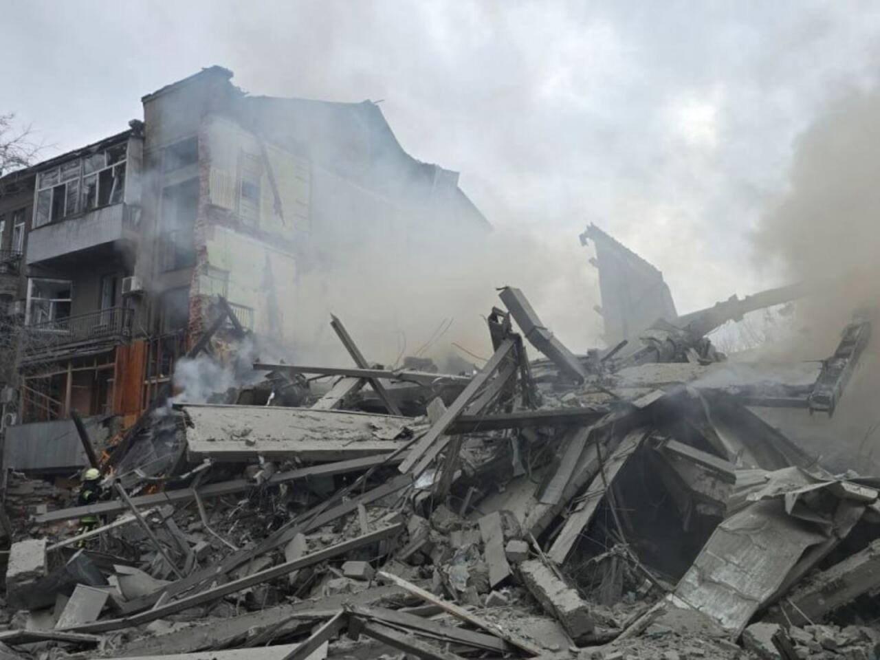 Xarkova h&uuml;cum  16 yaralı var