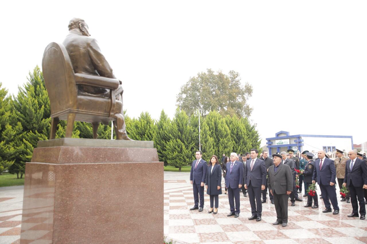 “Şanlı qürur tariximiz”  adlı konfrans keçirildi 