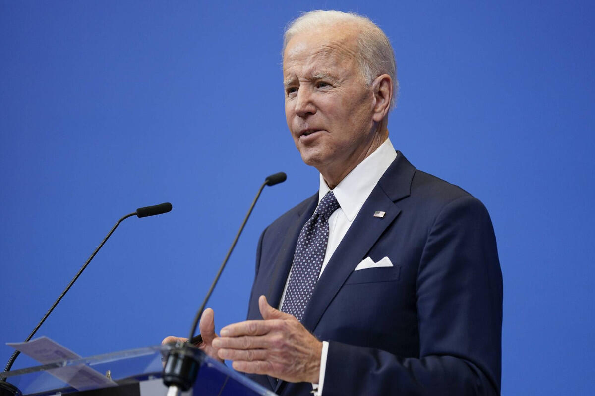 Bayden Trampı ölkəni biabır etməkdə günahlandırdı