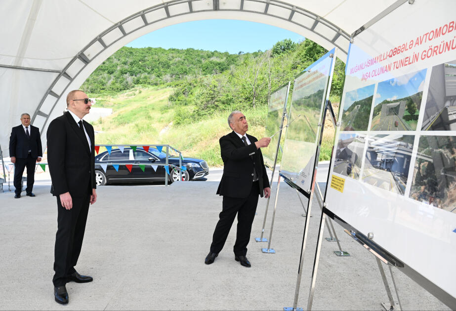 Prezident BakıQəbələ avtomobil yolunun MuğanlıİsmayıllıQəbələ hissəsində görülən işlərlə tanış olub  FOTO