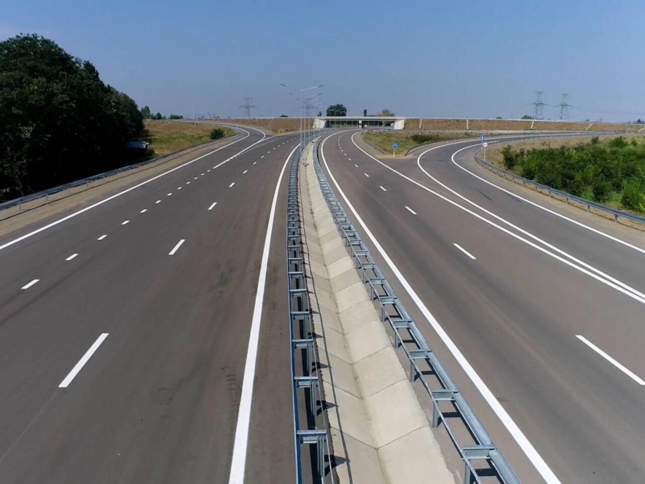 BakıQazax yolunda hərəkət istiqaməti dəyişdi  XƏBƏRDARLIQ